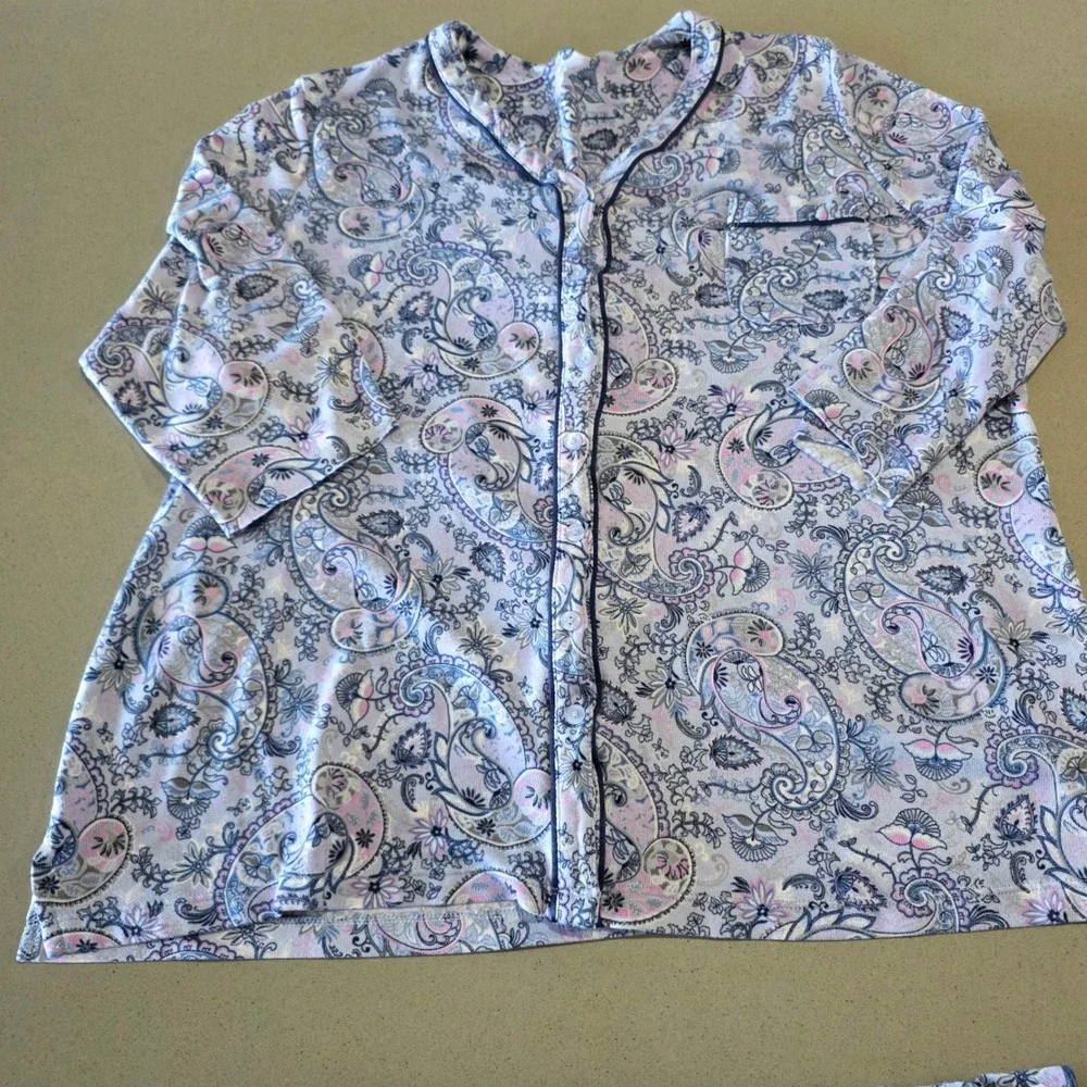 Lavender Paisley Button Front Pajama Set 2 Piece PJ Lounge Pants Top‎ SKU 1136